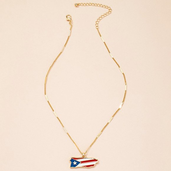 Patriotic American Flag-Themed Charm Pendant Necklace for Her | Women’s. - Picture 5 of 8